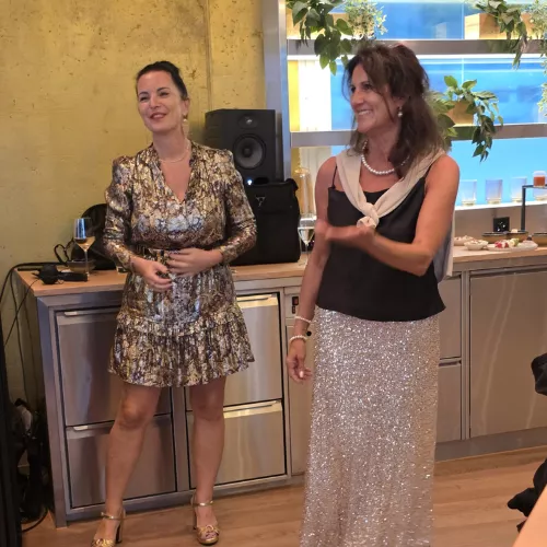 Dolores Hoop & Margarita Lozano