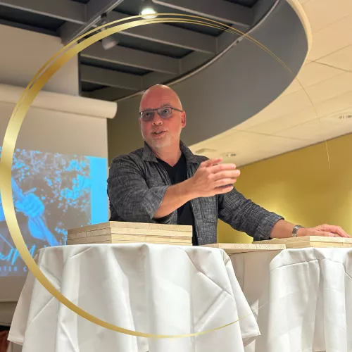 Chris Mayer in Action